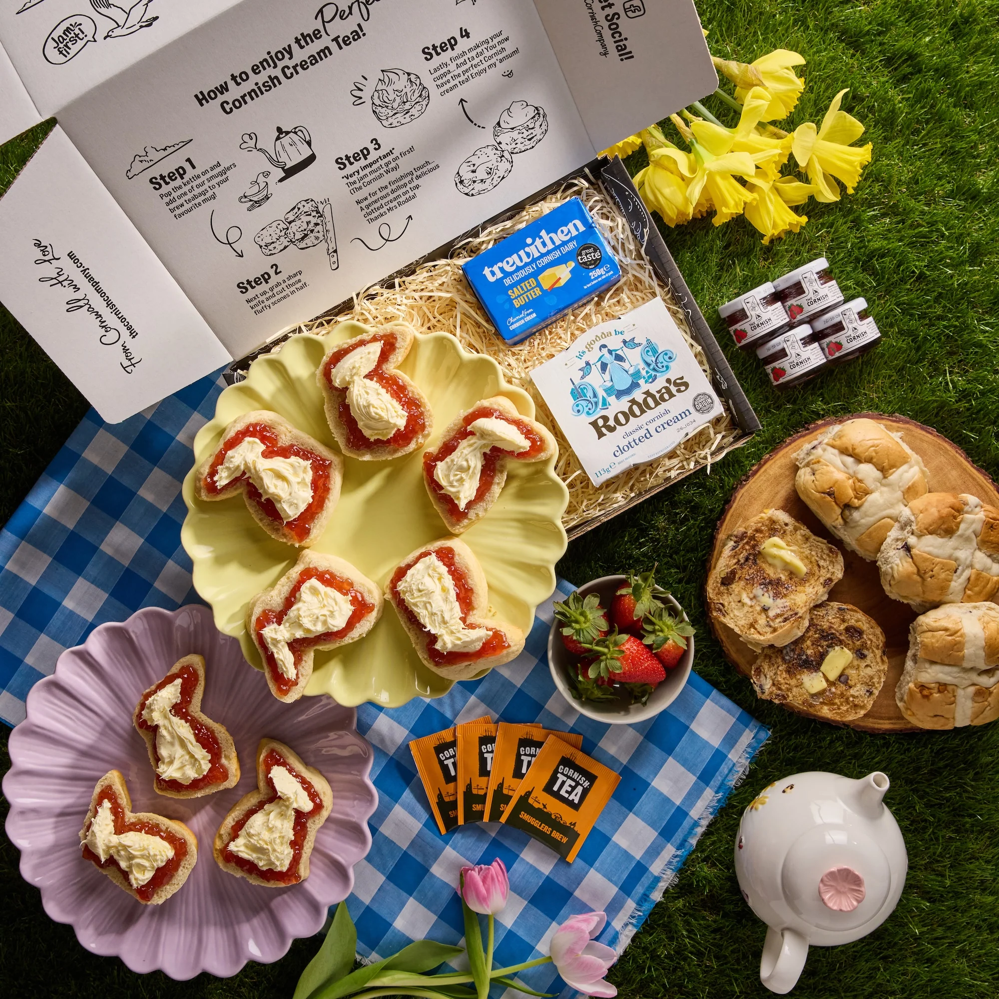 The Easter Cream Tea Hamper - Image 2