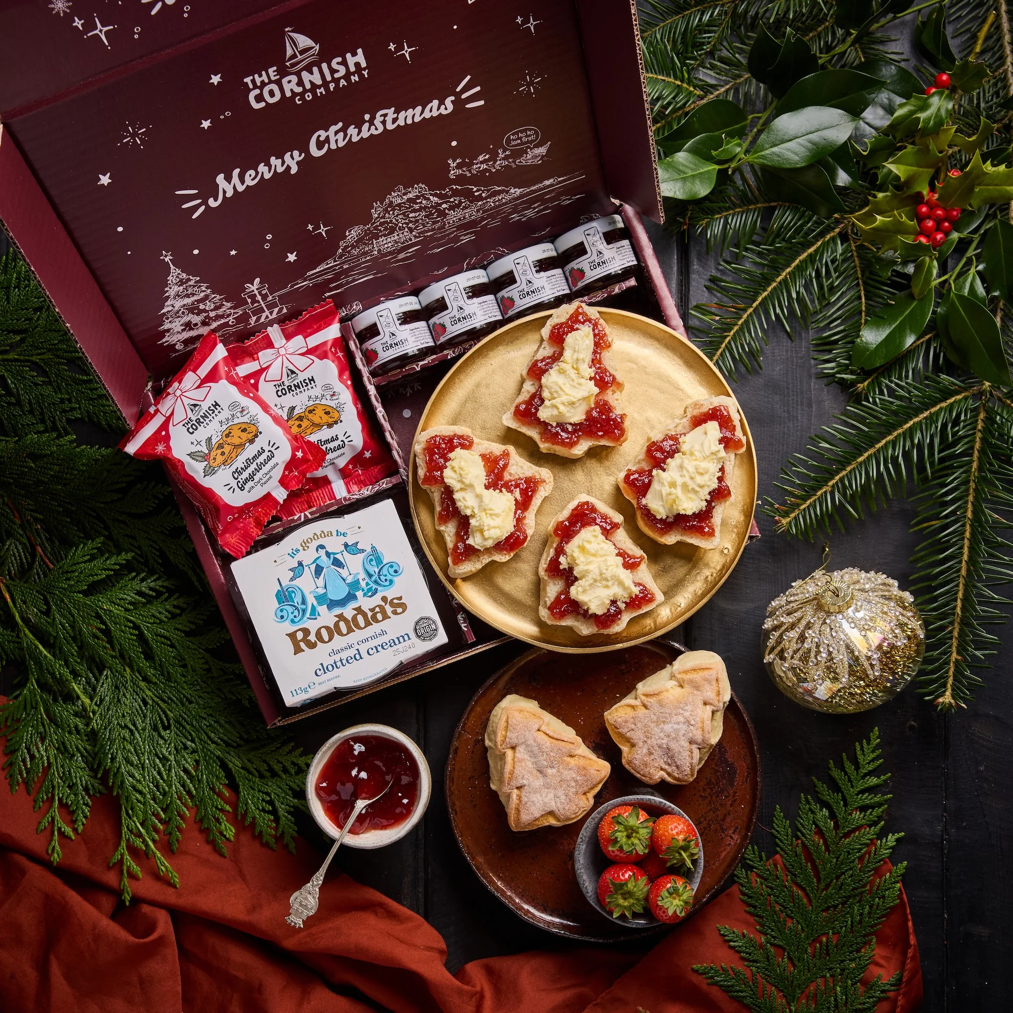 The Xmas Tree Cream Tea Hamper - Image 2