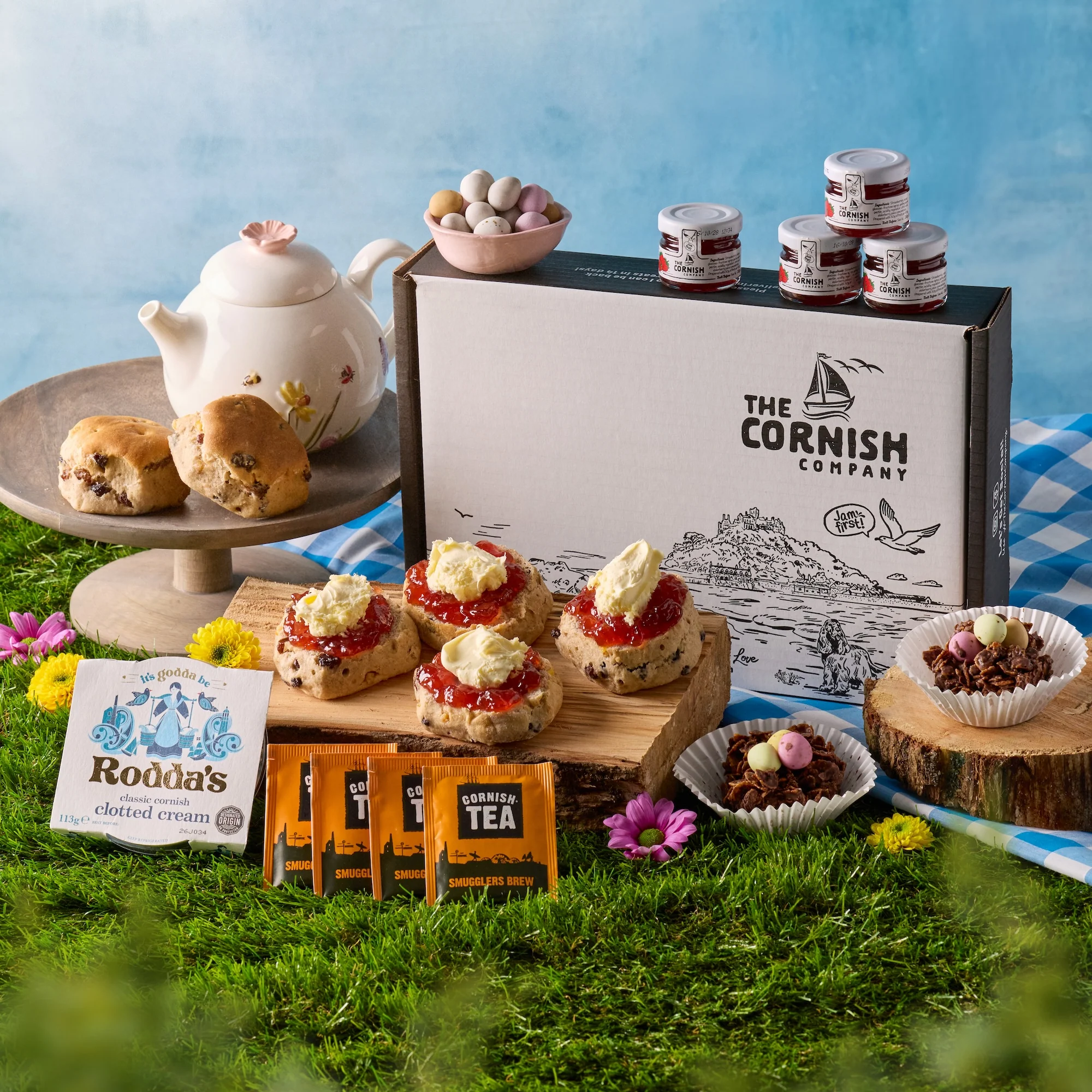 Easter Delight Cream Tea Hamper - Image 2