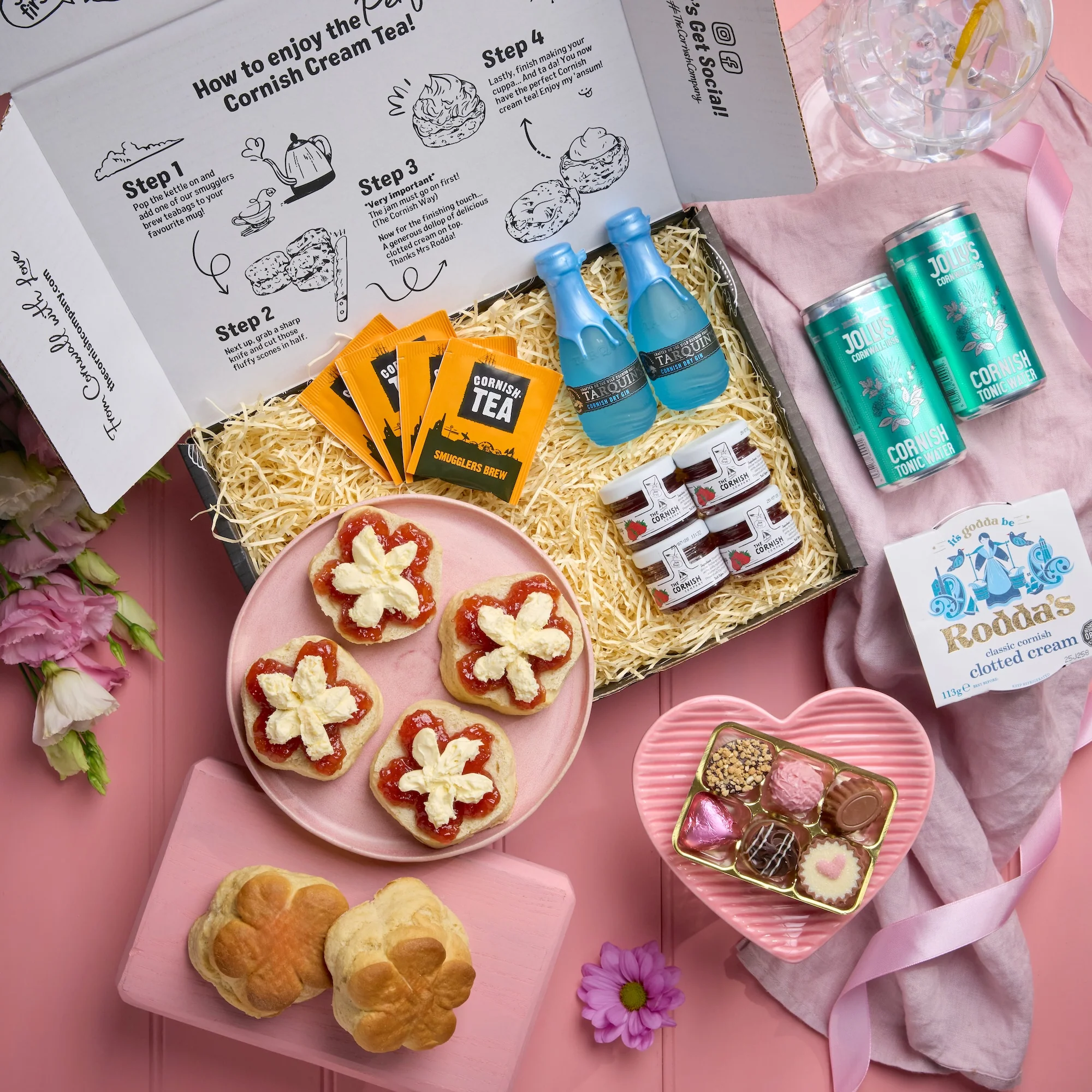 The Petals & Gin Hamper - Image 2
